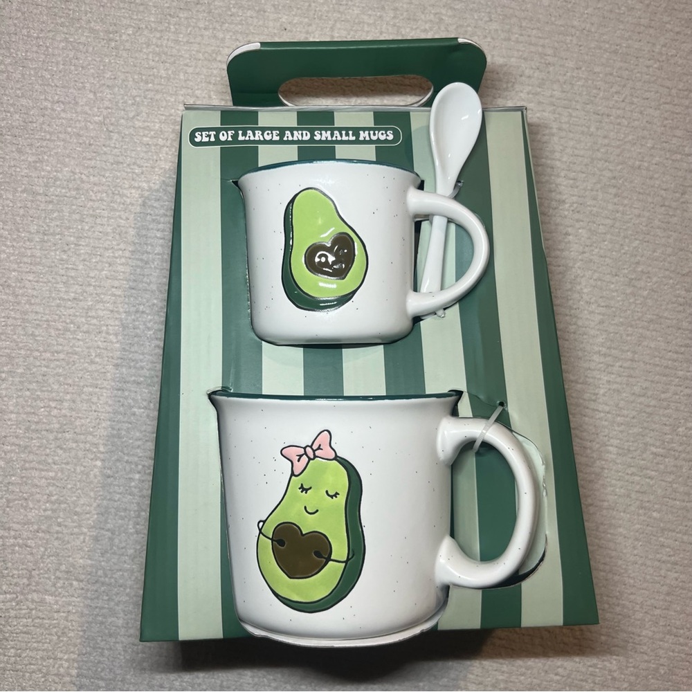 Sheffield Home Large and Small Avocado Mug Set